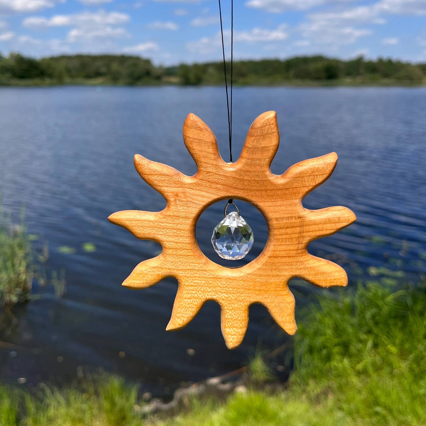 Fensterschmuck - Sonne groß mit Regenbogen-Kristall