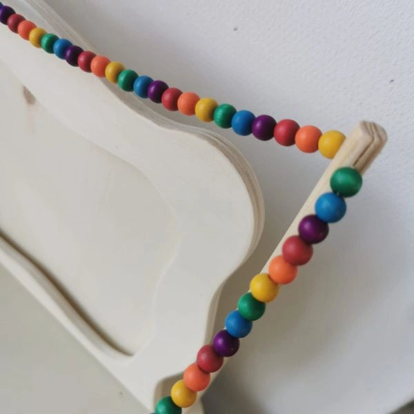 Regenbogen-Girlande für Jahreszeitentisch