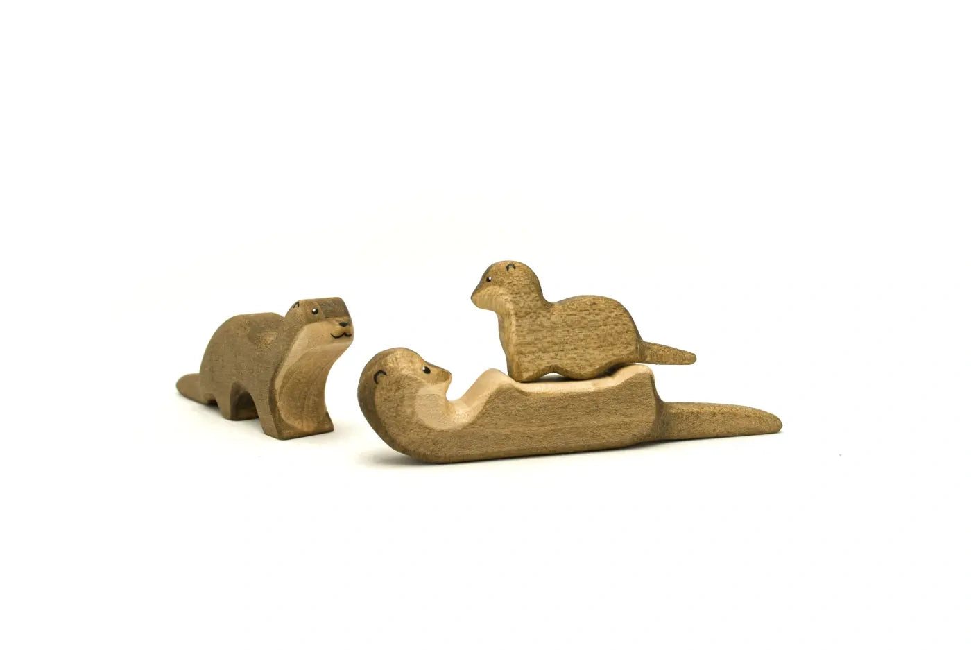 HolzWald Otter liegend