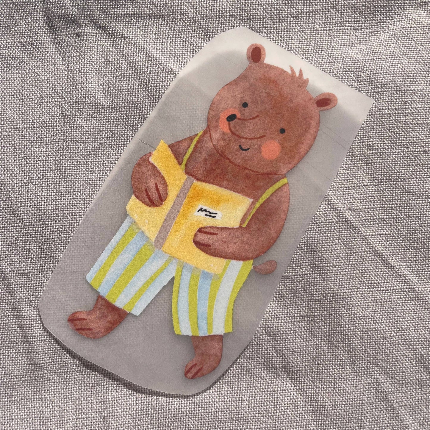 Bügelbild - Bär mit Buch