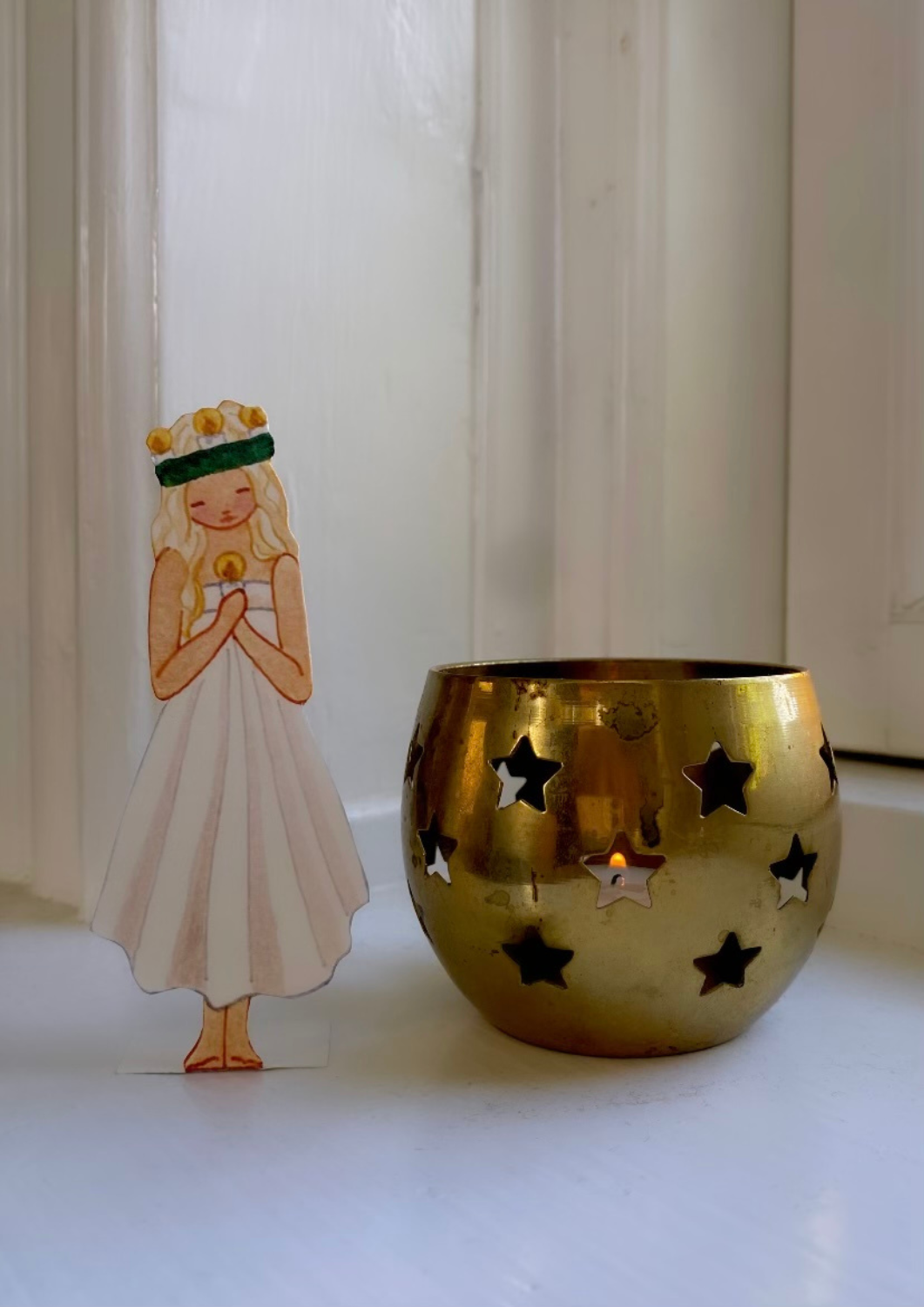 Bastelbogen Lucia-Mädchen von Tall Hat Tales, Ansicht 4
