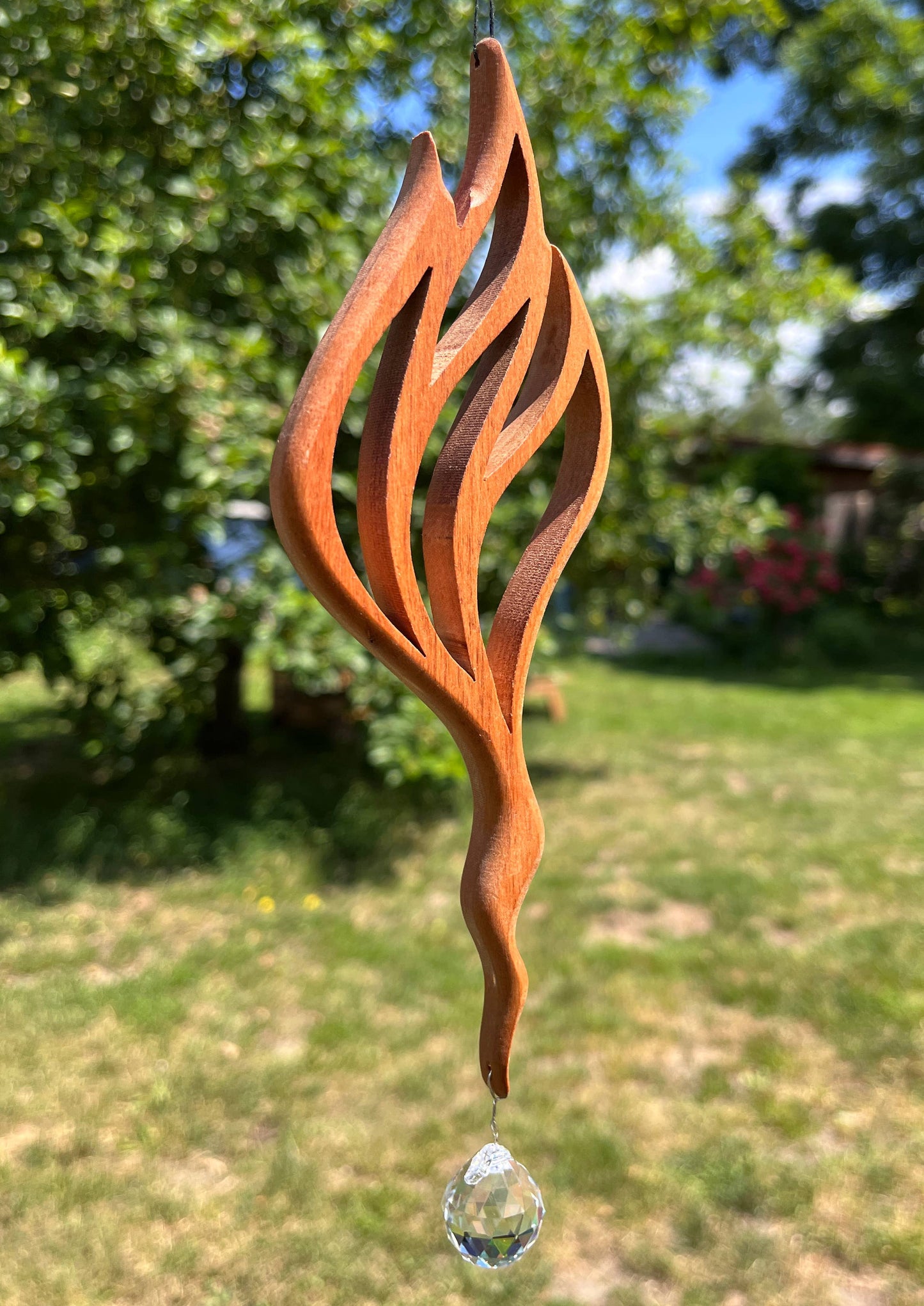 Fensterschmuck - Wurzelkraft mit Regenbogen-Kristall