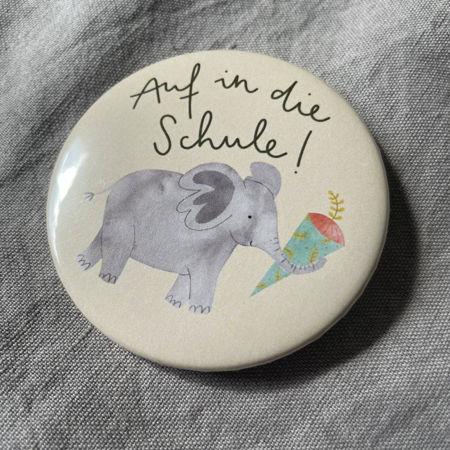 Button - Auf in die Schule - Elefant
