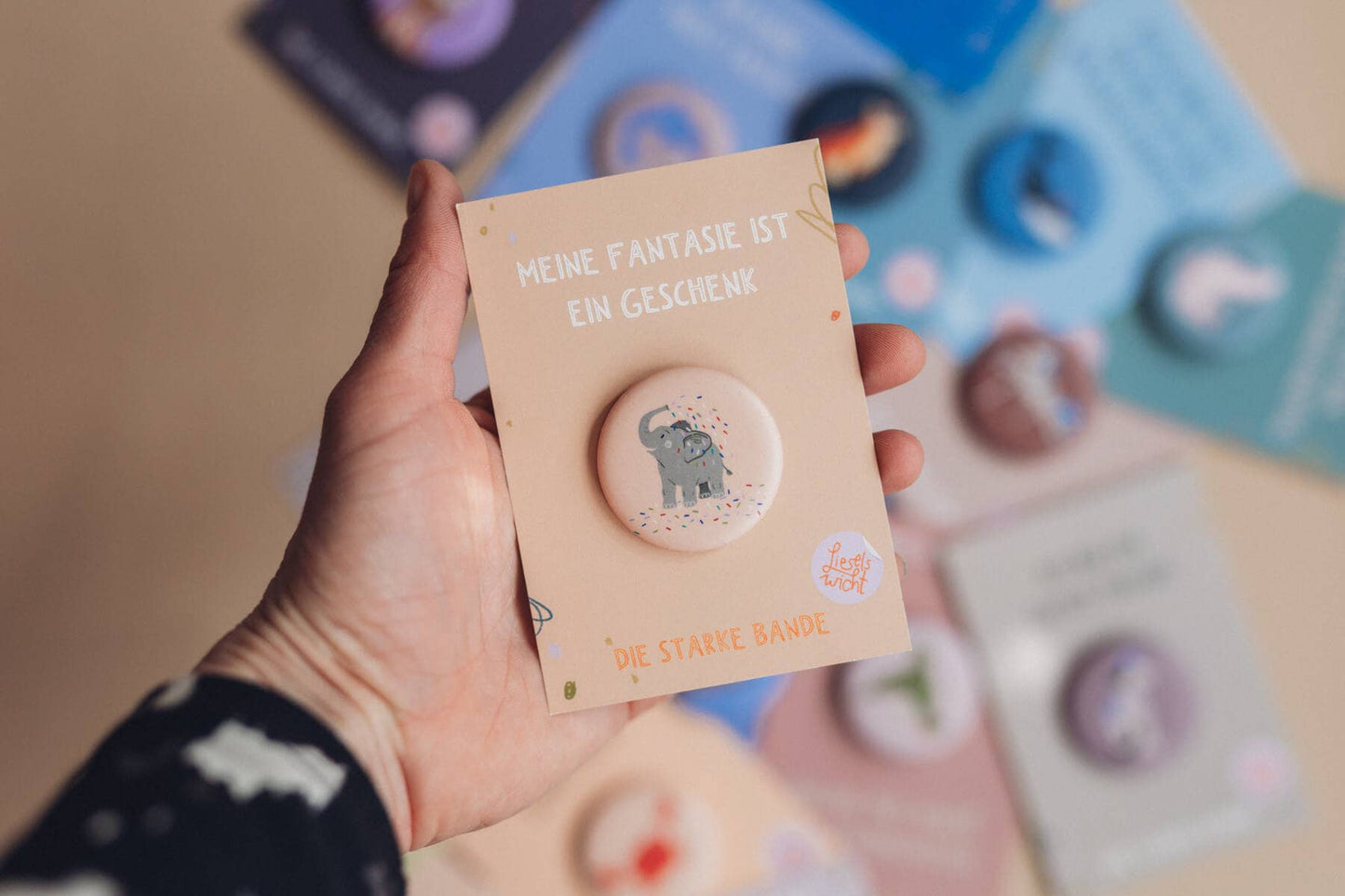Button - Elefant - Fantasie ist ein Geschenk