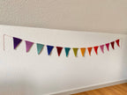Wimpelkette Regenbogen aus Filz von Nacha Interior, 190 cm