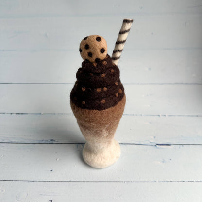 Filz - Milchshake mit Schokoladenkeksen