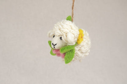 Filanzanhänger - Schaf mit Blumenkranz - weiß