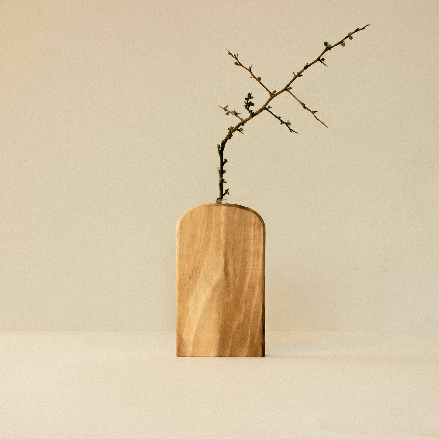 Flacher Blumenhalter Nr. 04
