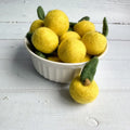 Mini-Apfel gelb aus Filz von Sewing Seeds Play