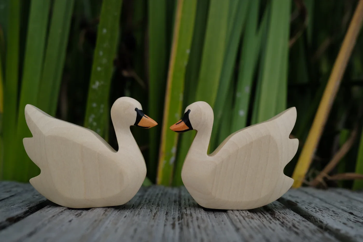 Holzfigur Schwan von HolzWald, Foto
