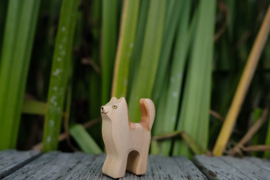 Holzwald Katze klein
