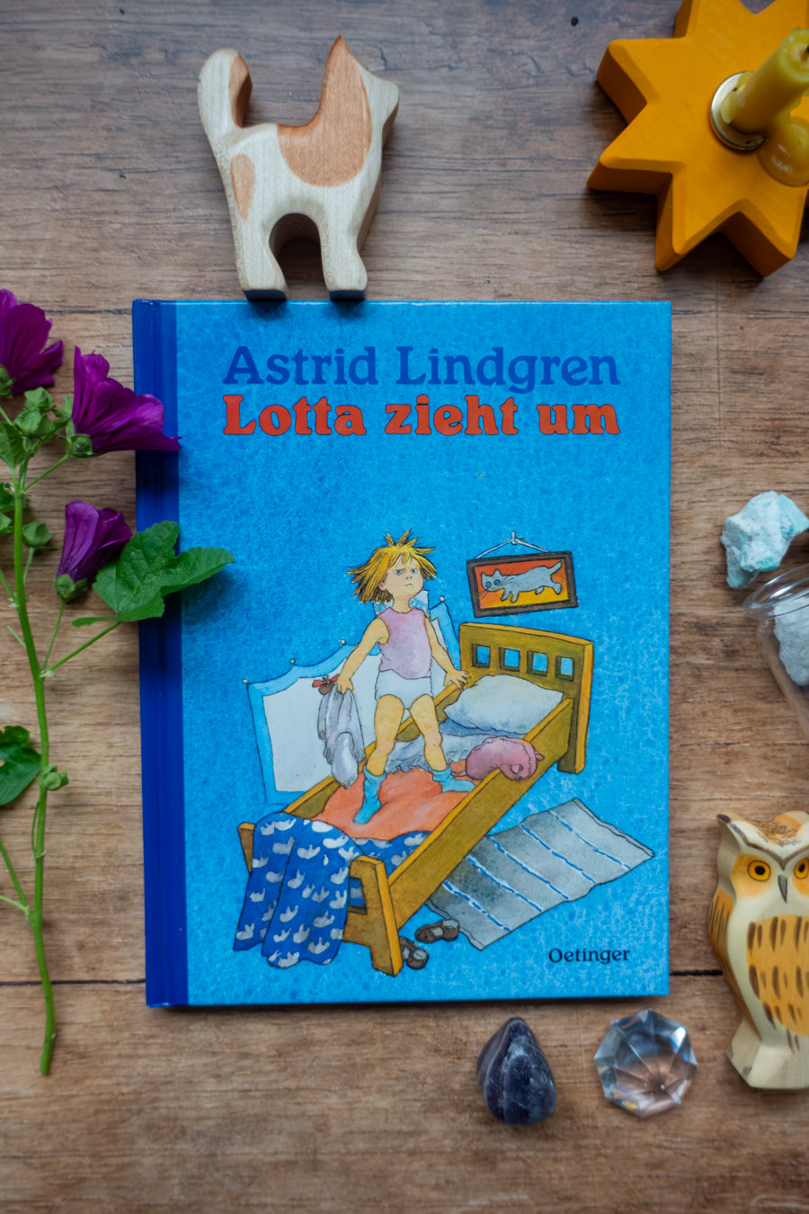 Kinderbuch Lotta zieht um von Astrid Lindgren, Cover