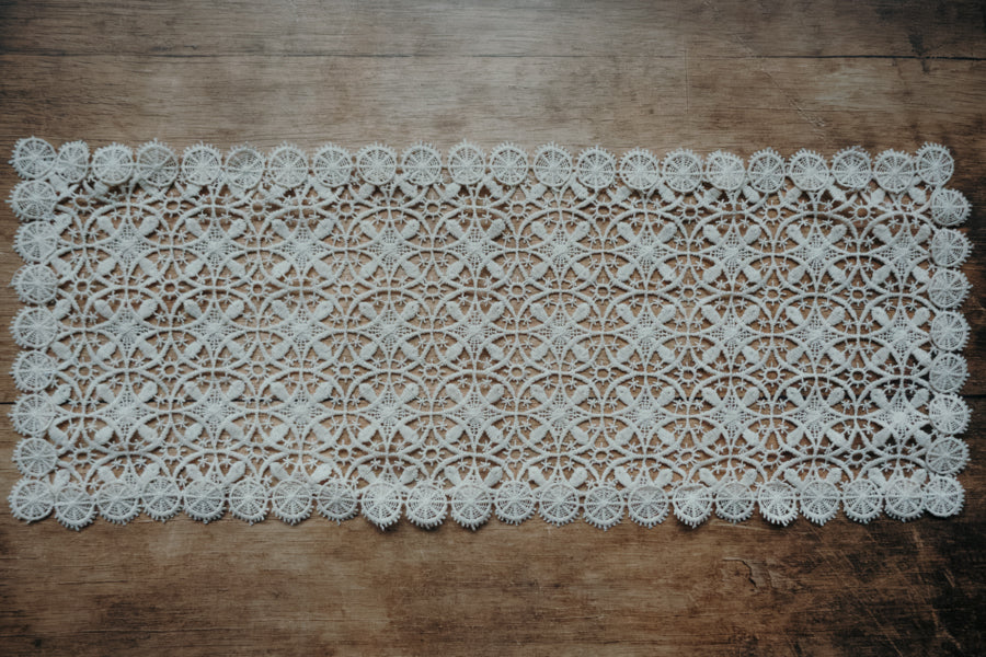 Vintage Deckchen aus Spitze