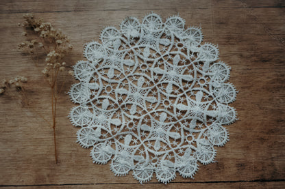 Vintage Häkeldeckchen - 2. Chance