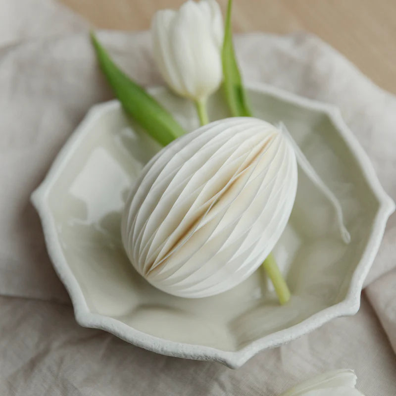 Osterdekoration Osterei aus Papier - weiß