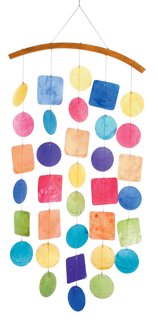 Muschelwindspiel geschwungen, regenbogen