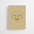 Postkarte „Let the old go, so the new can grow“ von Anna Cosma A6, goldener Spruch im Bogen über Zweigen und einem Falter