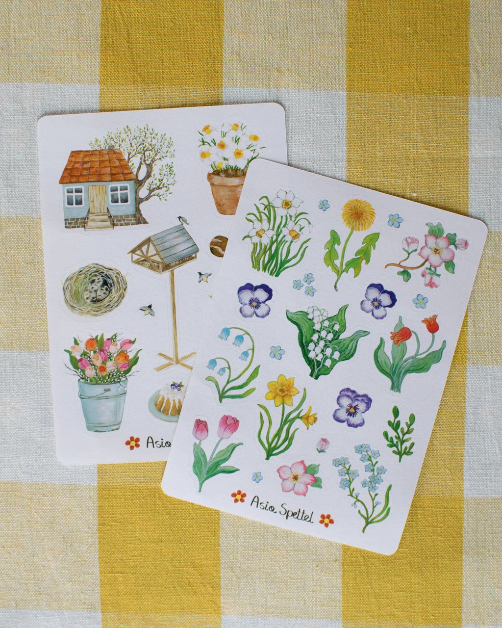 Stickerbogen Frühlingsblumen von Asia Spettel A6, zusammen mit dem Stickerbogen Früher Frühling