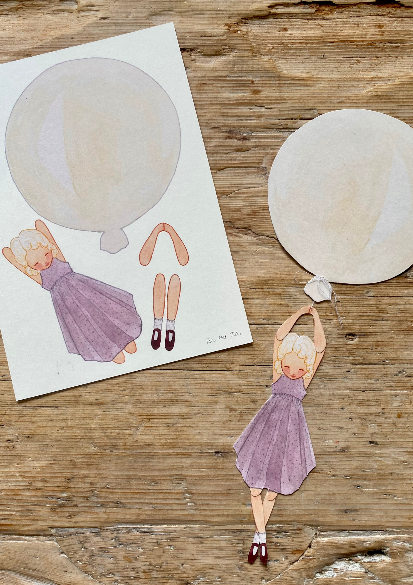 Bastelvorlage - Mädchen mit einem weiß/beigen Ballon