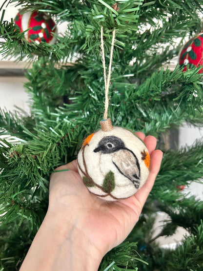 Filzdekoration - Weihnachtskugel Vogel