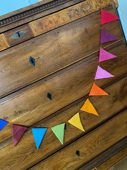 Filz-Wimpelkette für Kinderpartys