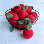 Apfel rot aus Filz von Sewing Seeds Play