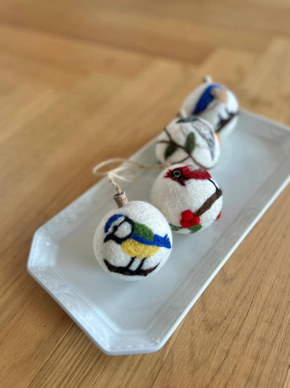 Filzdekoration - Weihnachtskugel Vogel