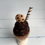 Milchshake mit Schokokeksen aus Filz von Sewing Seeds Play