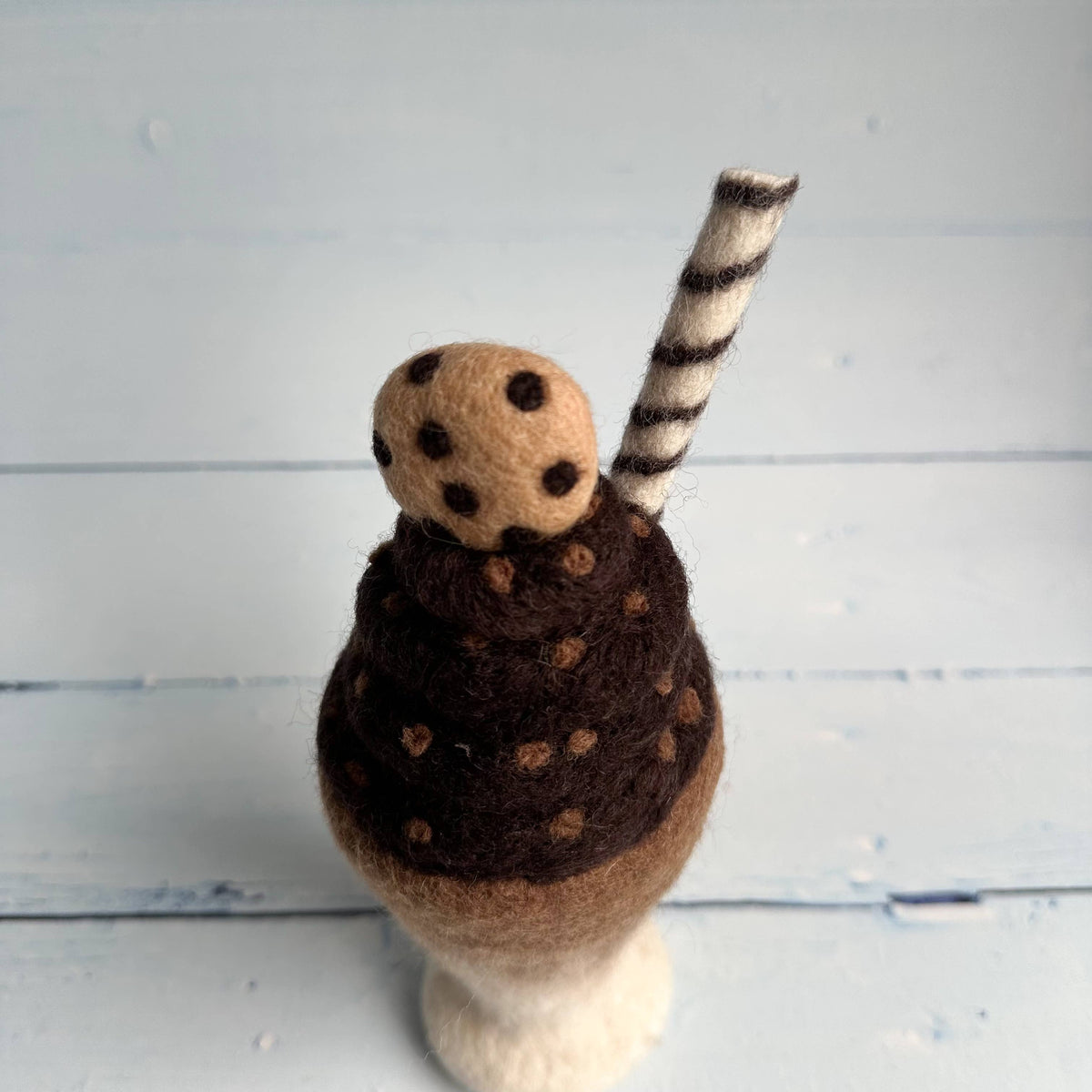 Milchshake mit Schokokeksen aus Filz von Sewing Seeds Play