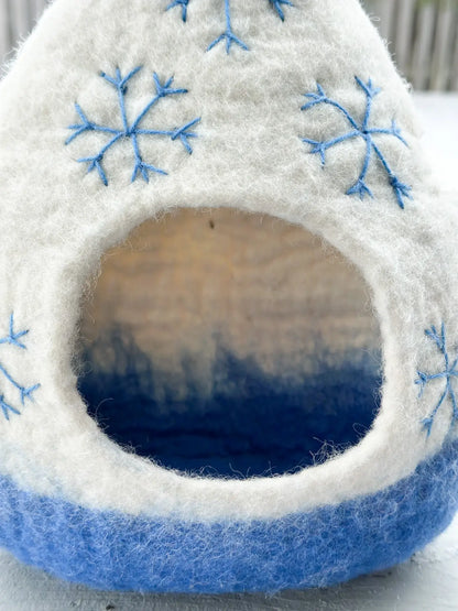 Filz - Winterliches Spielhäuschen