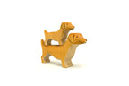 Holzfigur Dackel klein von HolzWald mit weiteren HolzWald Figuren, Foto