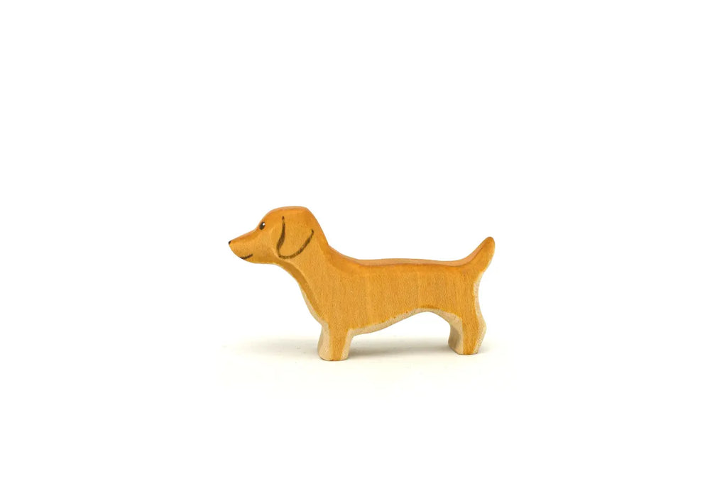 Holzfigur Dackel klein von HolzWald, goldbraun