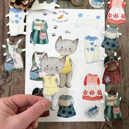 Ankleidepuppe Katze Ellie