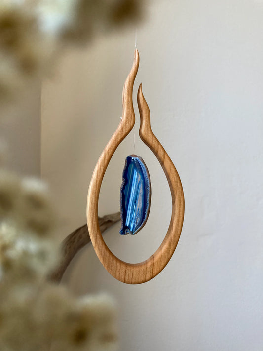 Fensterschmuck - Feuer mit blauer Achatscheibe