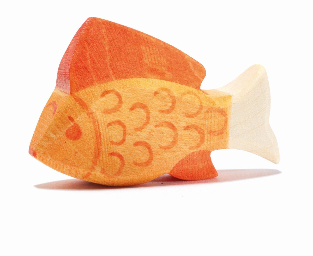 Ostheimer Fisch gelb, orange-gelbe Holzfigur mit Schuppenmuster