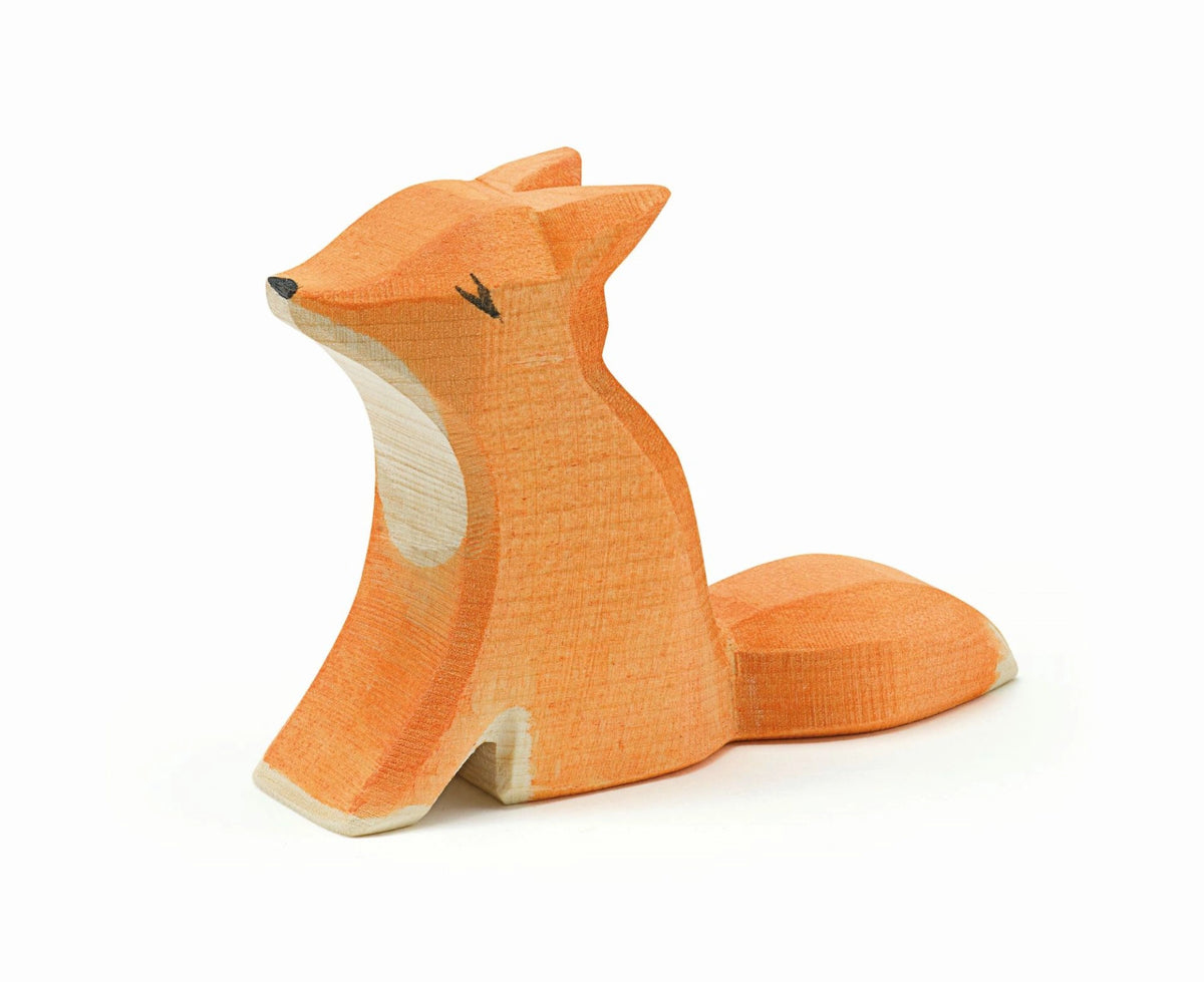 Ostheimer Fuchs klein sitzend, orangefarbene Holzfigur