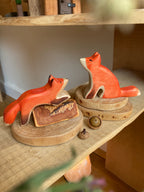 Holzfigur Fuchs klein von HolzWald mit weiteren HolzWald Figuren, Foto