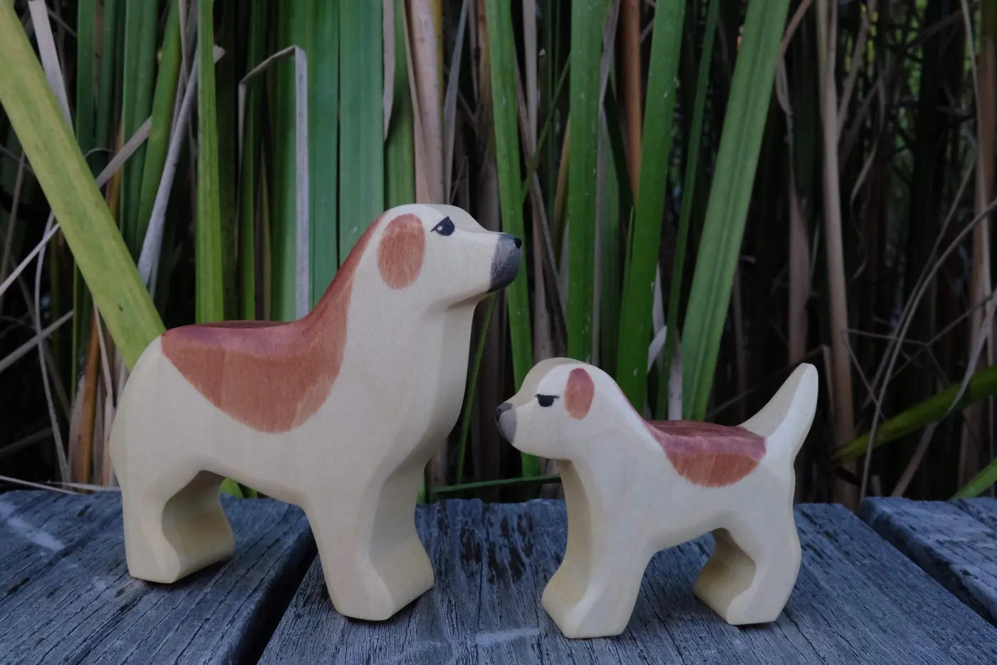 HolzWald Golden Retriever