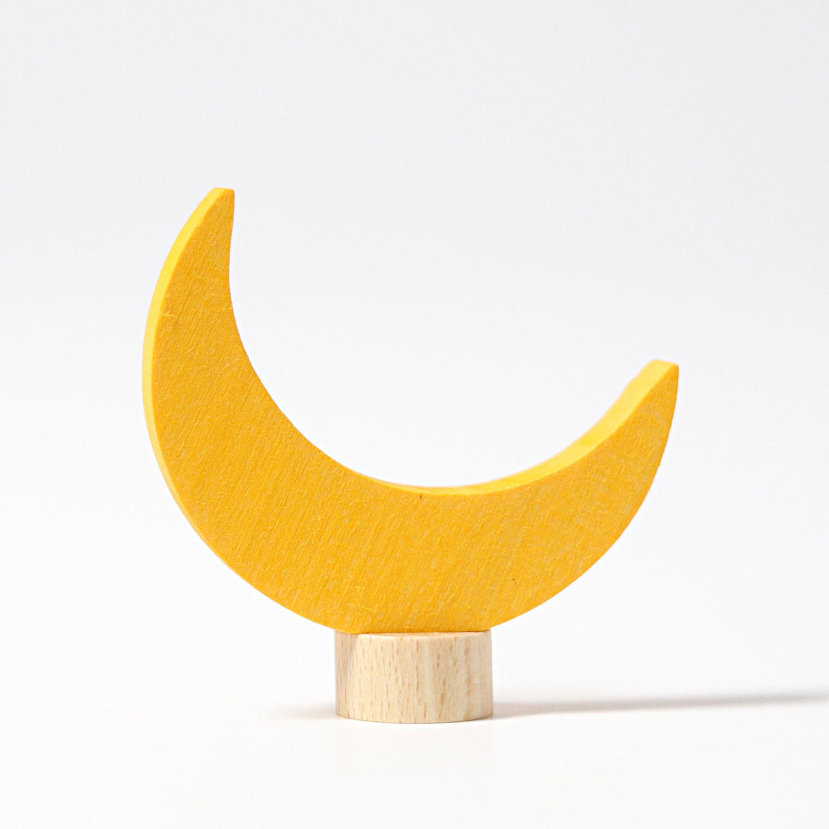 Grimm's Steckfigur Mond, die gelbe Mondsichel ist aus Lindenholz und von Hand bemalt