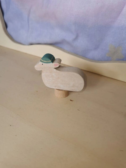 Stecker - Schafbock mit blauem Hut