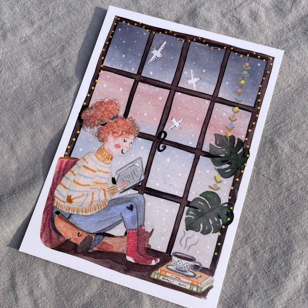 Postkarte Leseabend von Hannahs Firlefanz A6, schräge Ansicht