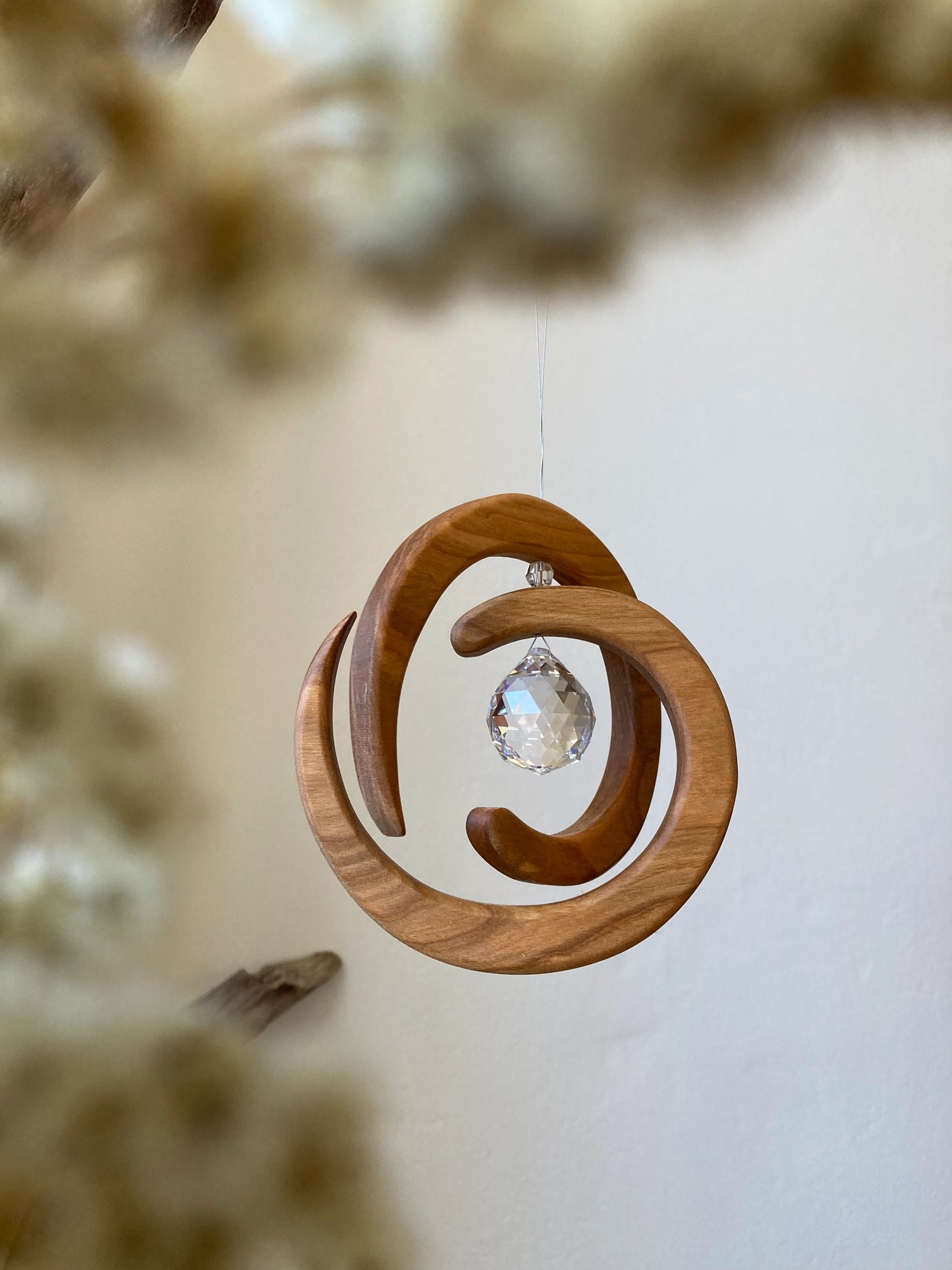 Fensterschmuck - Helix mit Regenbogen-Kristall