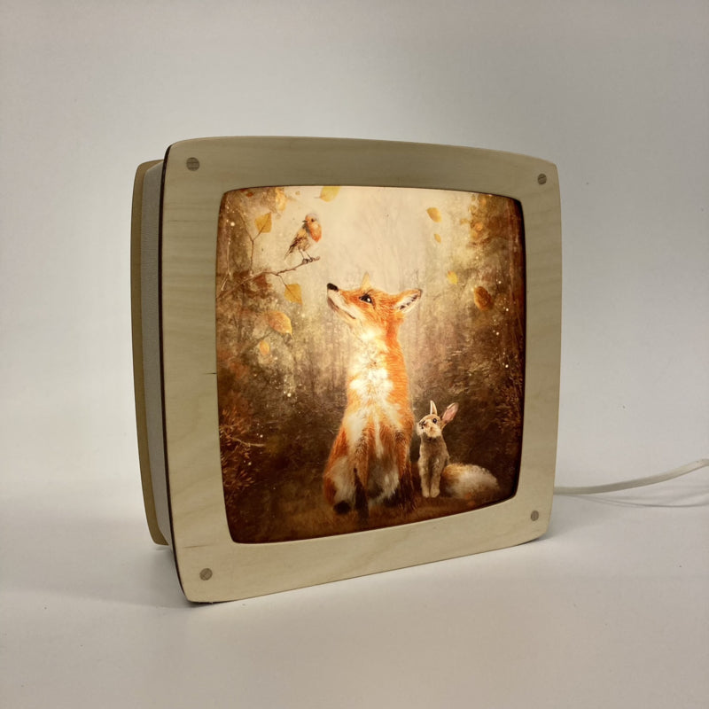 Motiv Bereit für den Herbst von Iris Esther für die magische Lampe: Fuchs und Hase im goldenen Herbstwald, Ansicht 2