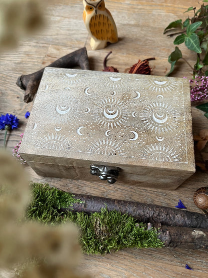 Kästchen - Mondphasen