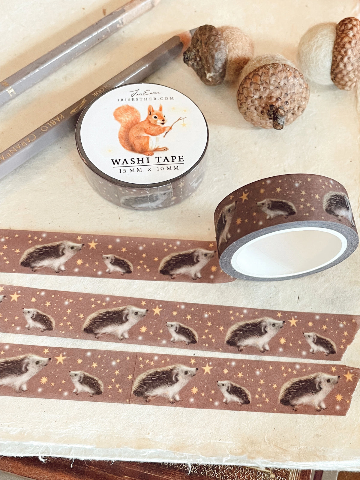 Washi Tape Igel im Sternenlicht von Iris Esther auf Papier und Briefumschlägen, Foto