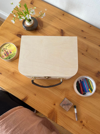 Holzkoffer zum Selbstgestalten