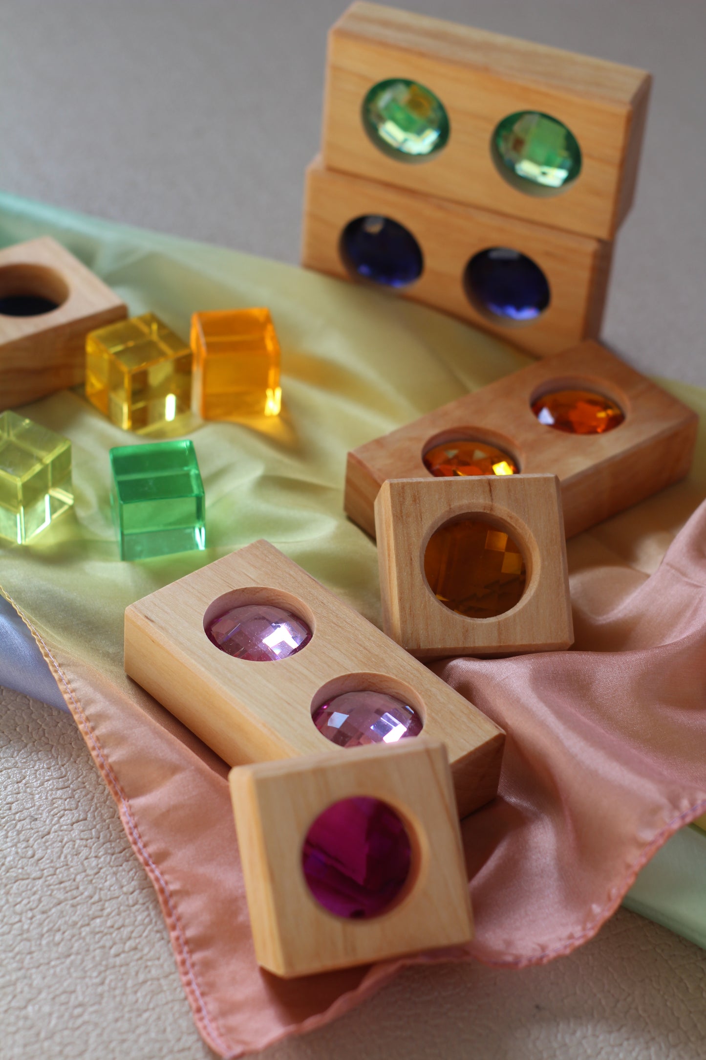 Bauspiel - Kleine Farbstraße mit Lichtbauwürfeln