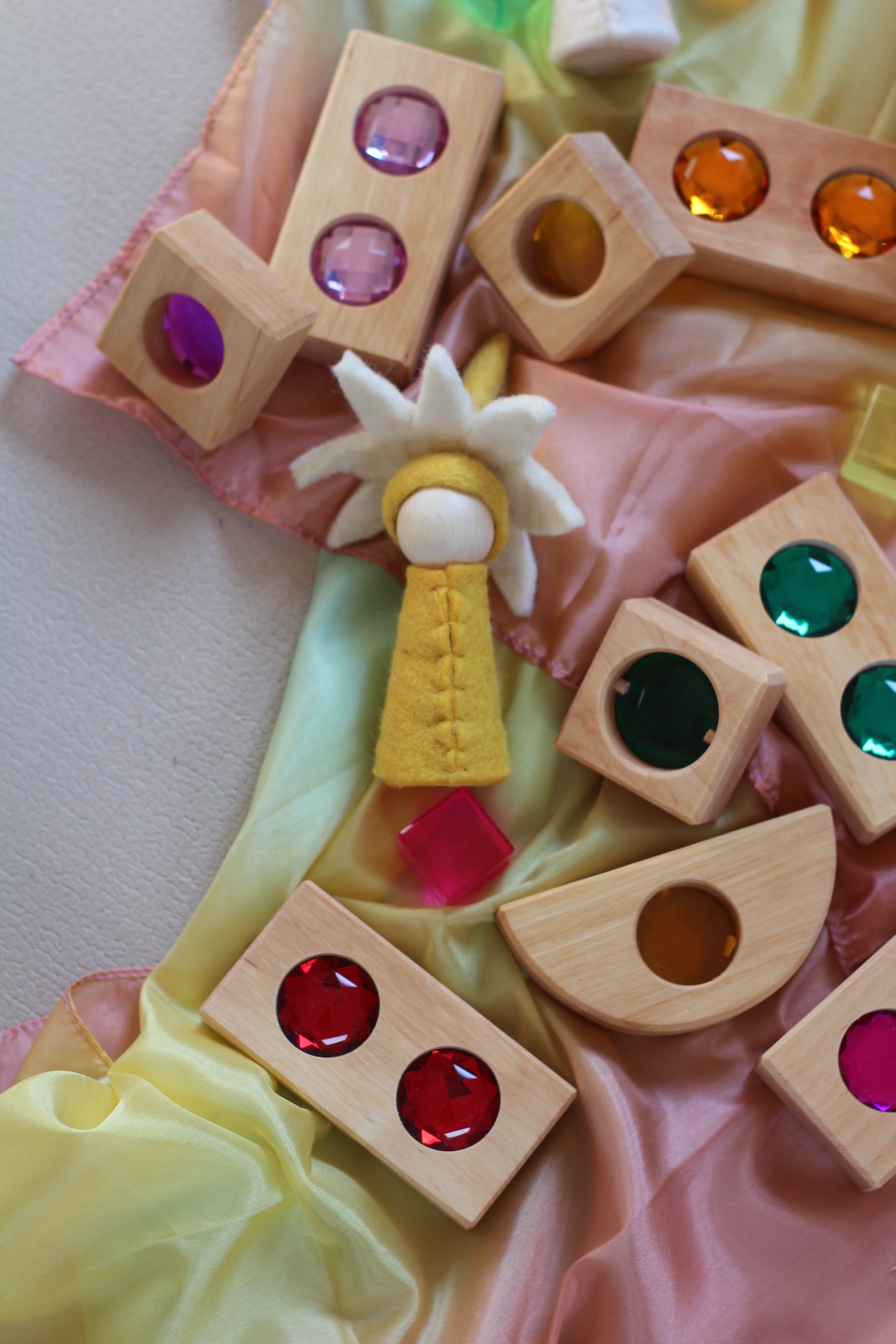 Bauspiel - Kleine Farbstraße mit Lichtbauwürfeln