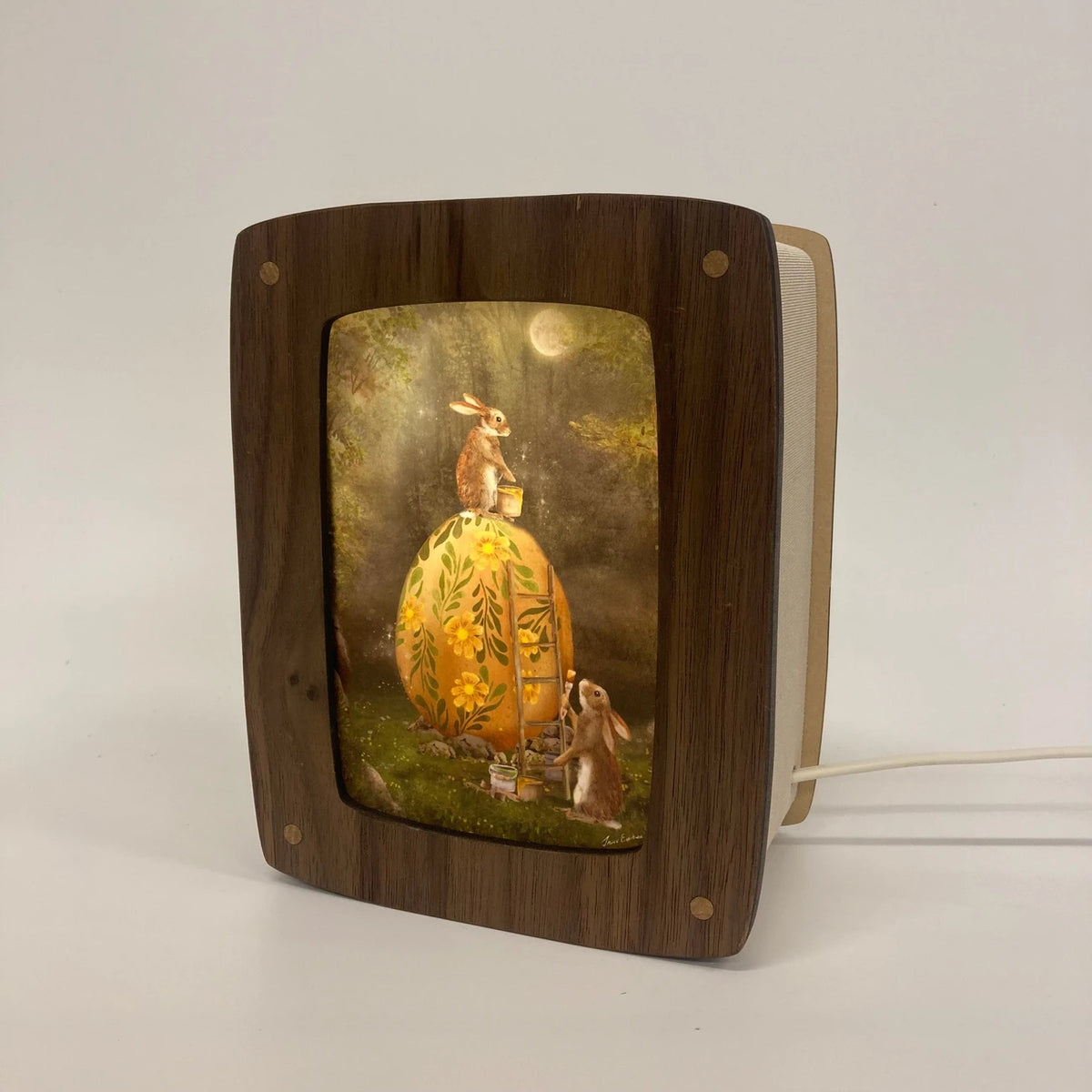 Postkarte Zusammenarbeit an Ostern von Iris Esther A6, in der Postkartenlampe aus Holz, Foto