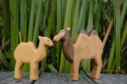 HolzWald Kamel klein